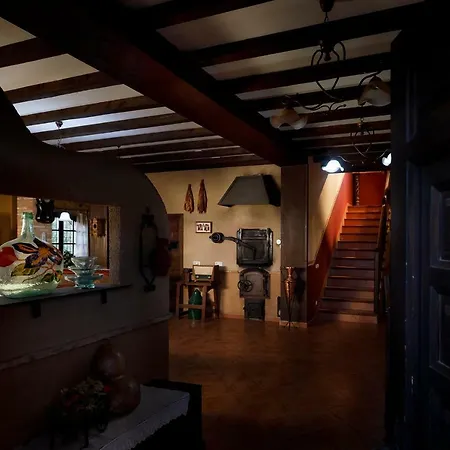 Otel Casa Rural Finca Cerezos